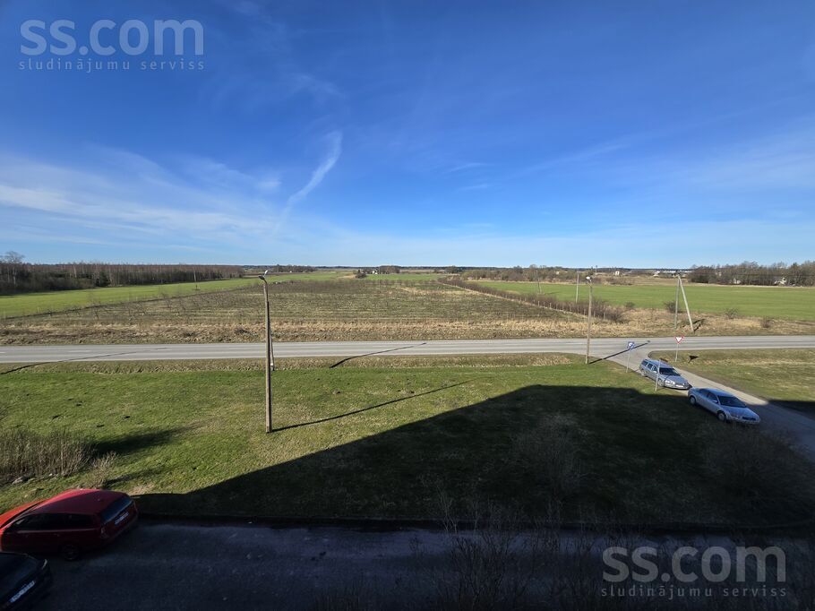 Skaistkalni 19, Tārgale, Ventspils un raj., Tārgales pag. — dzivoklis