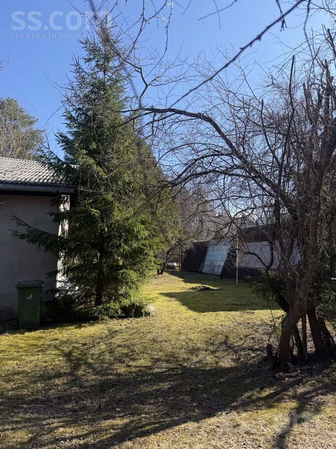 Auseņu iela 1, Gaisma, Rīgas rajons, Saulkrastu l. t. — maja