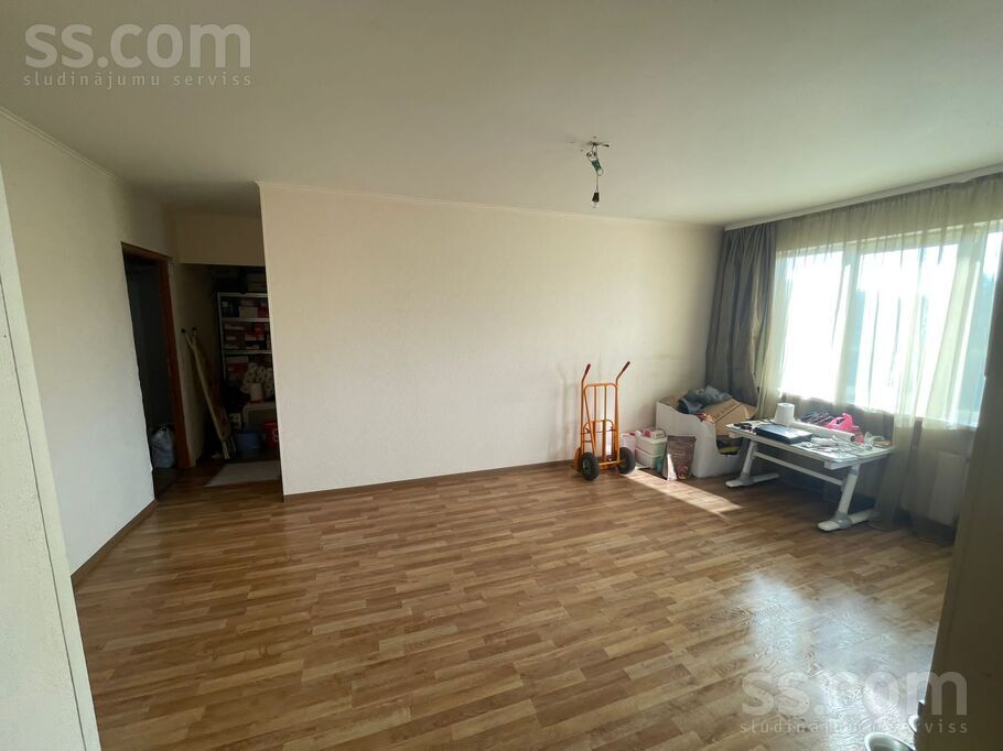 Melnsila 28, Rīga — dzivoklis