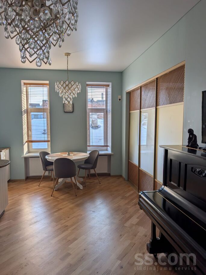 Merķeļa 8, Rīga — dzivoklis