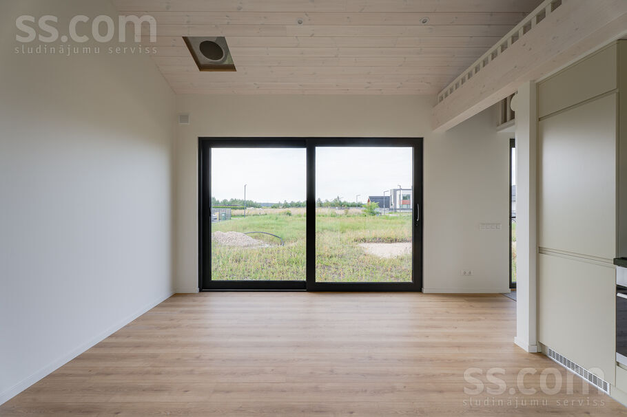 Nellijas iela 3, Vīkuļi, Rīgas rajons, Babītes pag. — maja