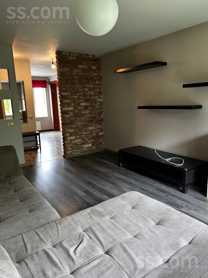 Mežāžu 4, Uzvara, Bauska un raj., Gailīšu pag. — dzivoklis