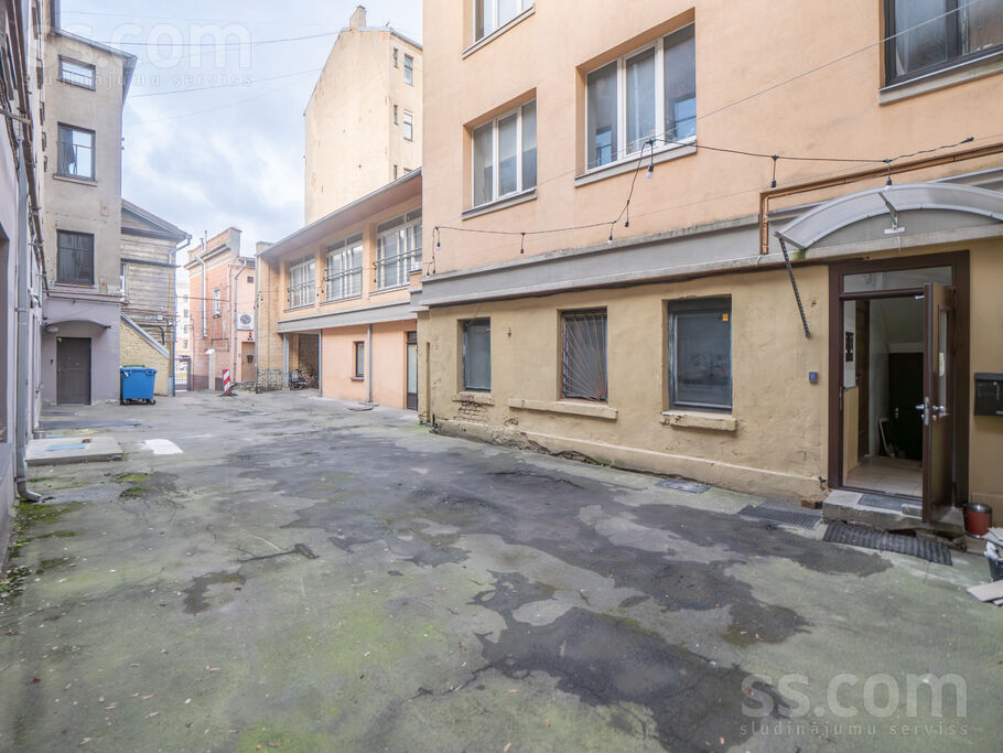 Brīvības 132, Rīga, centrs — telpa