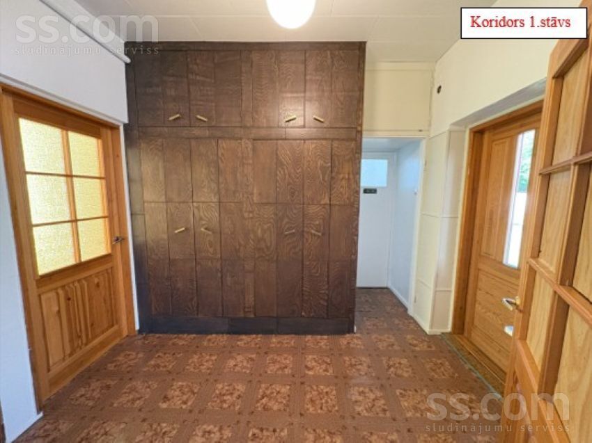 Augstienes 9, Rīga — maja