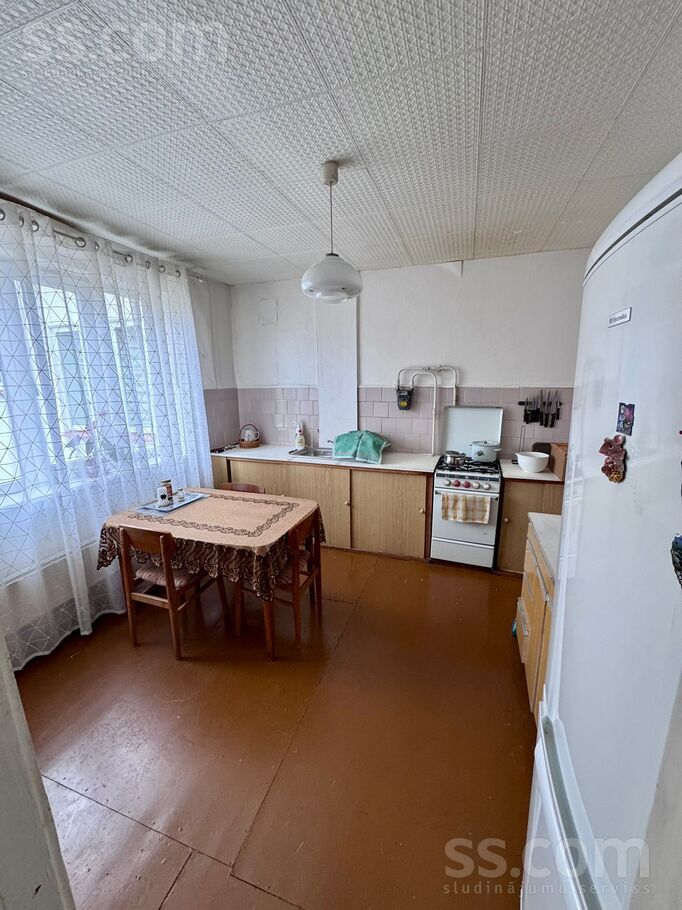 1.maija 8, Aizkraukle un raj., Pļaviņas — dzivoklis