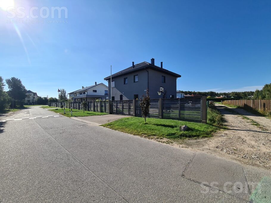 Asteru b/n, Katlakalns, Rīgas rajons, Ķekavas pag. — zeme