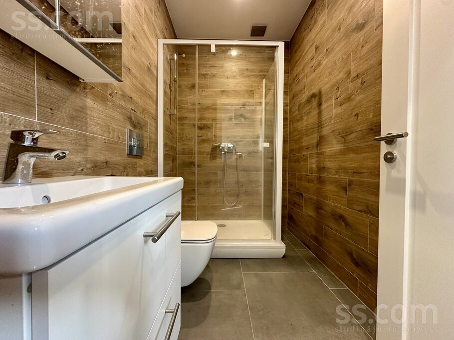 Āķu iela 1, Baltezers, Rīgas rajons, Ādažu nov. — maja