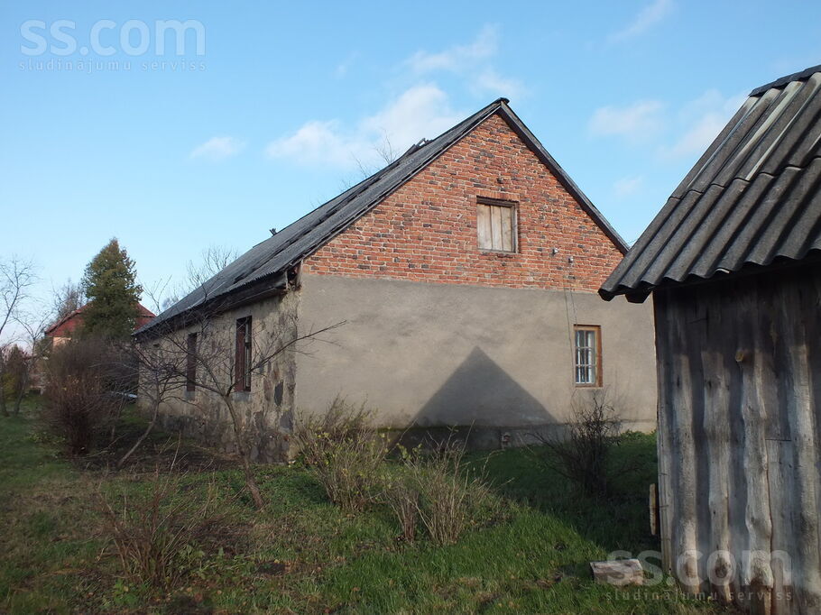 Liepu 16, Talsi un raj., Valdemārpils — maja