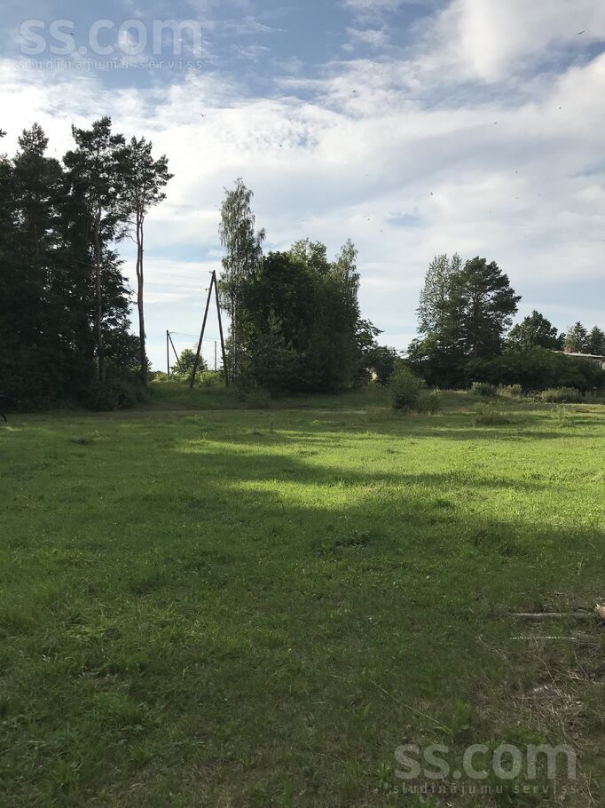 Teterlīču iela 2b/2c, Rīgas rajons, Saulkrasti — zeme