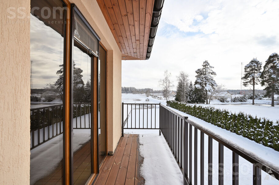 Saulpādes, Turkalne, Ogre un raj., Ikšķiles l. t. — maja