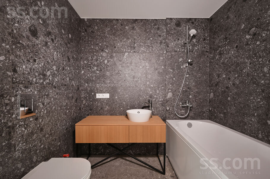 Lazdu iela 6, Jūrmala — dzivoklis