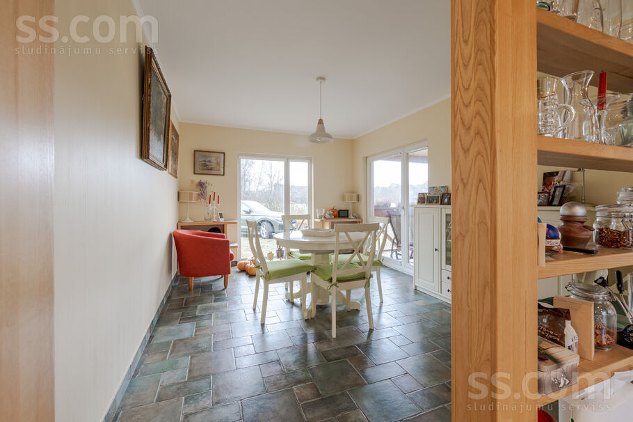 Saules iela, Klapkalnciems, Tukums un raj., Engures pag. — maja