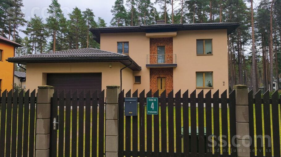 Anetes 4, Baltezers, Rīgas rajons, Ādažu nov. — maja