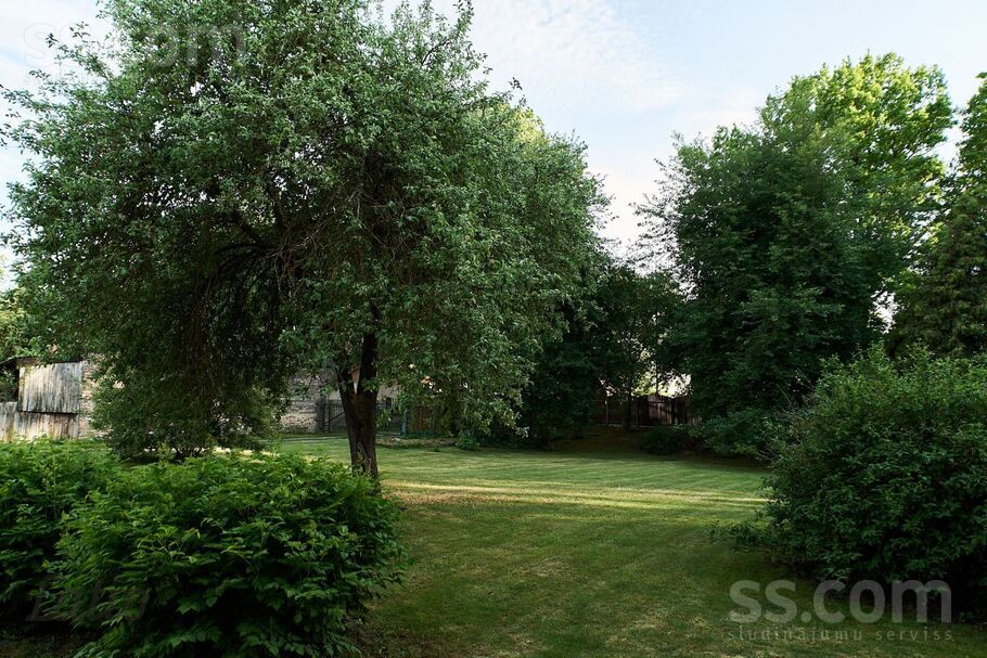 Rucavas, Rīga — zeme