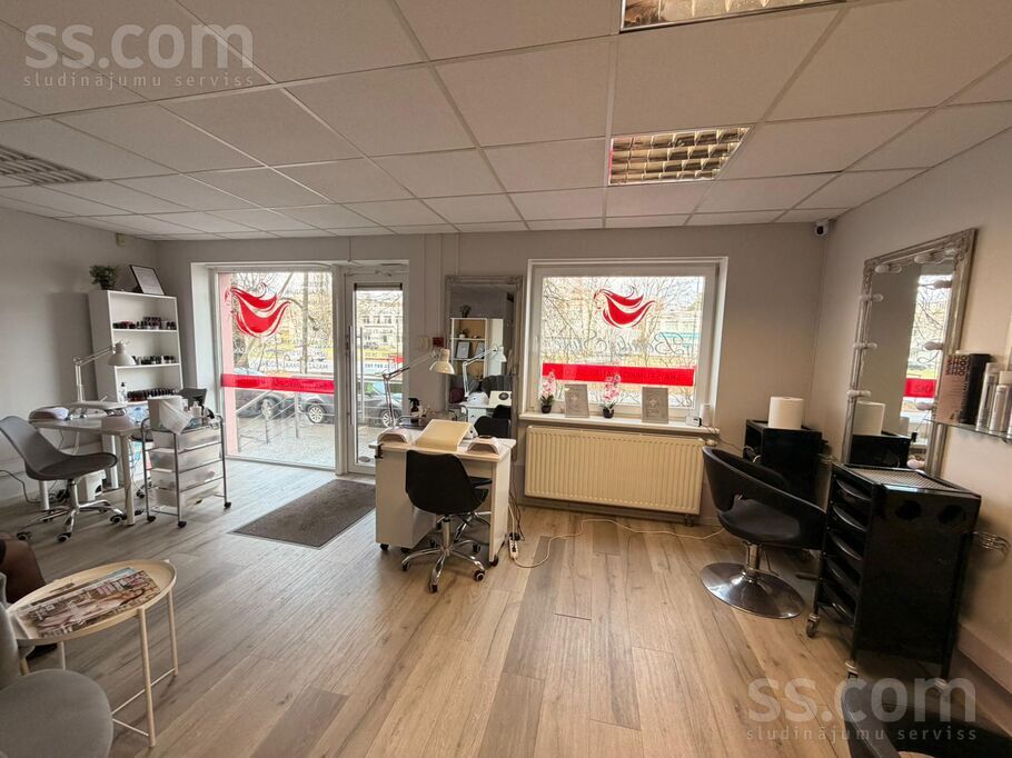 Brīvības gatve 386, Rīga, Jugla — telpa