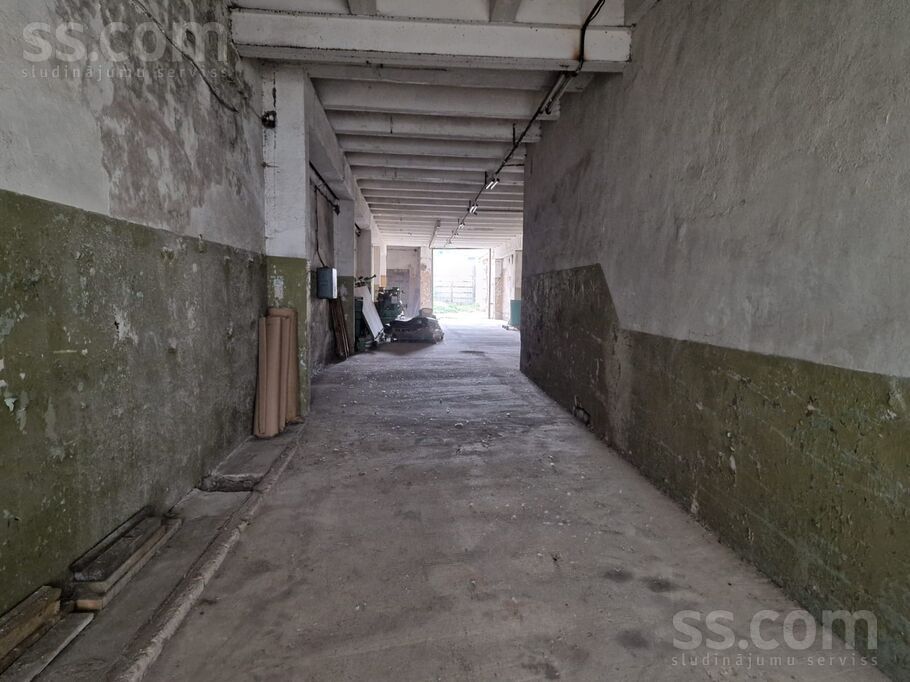 Baltā 3, Rīga, Iļģuciems — telpa