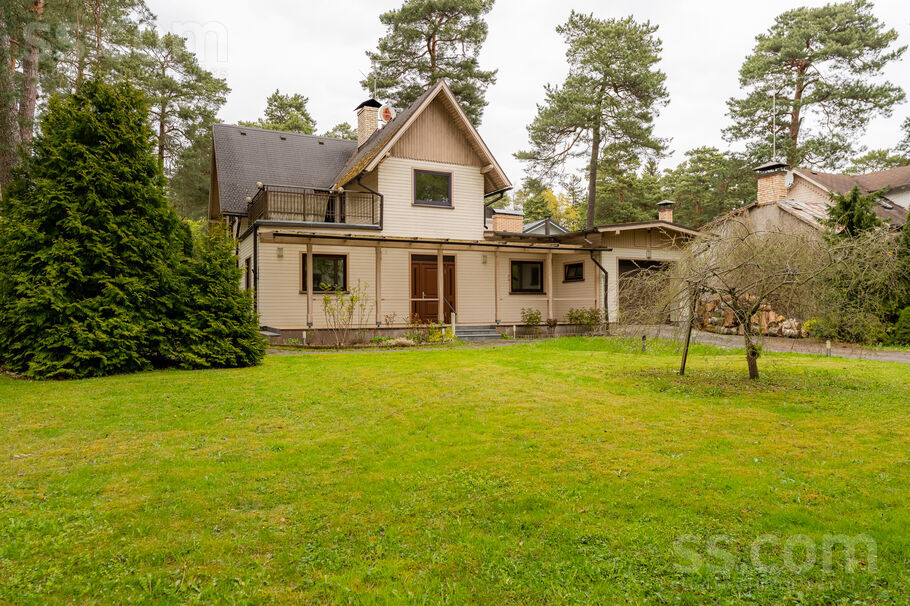 Bulduru prospekts 100b, Jūrmala — maja