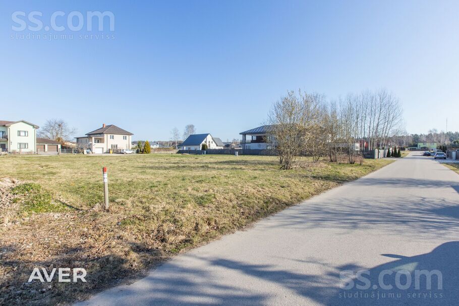 Mazā Strazdiņu iela 4, Dreiliņi, Rīgas rajons, Stopiņu nov. — zeme