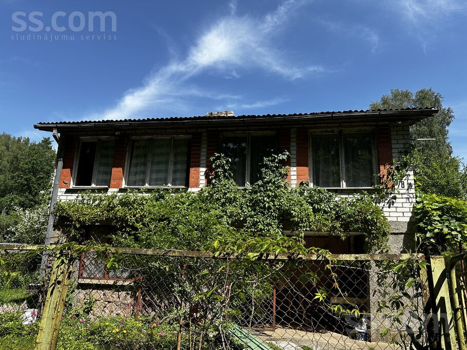 Roze 78, Roze, Rīgas rajons, Saulkrastu l. t. — maja