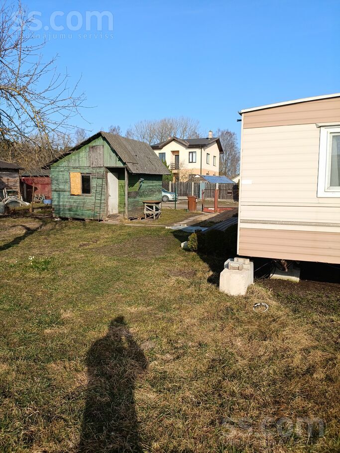 Doles dārzs 119, Dole, Rīgas rajons, Salaspils l. t. — maja