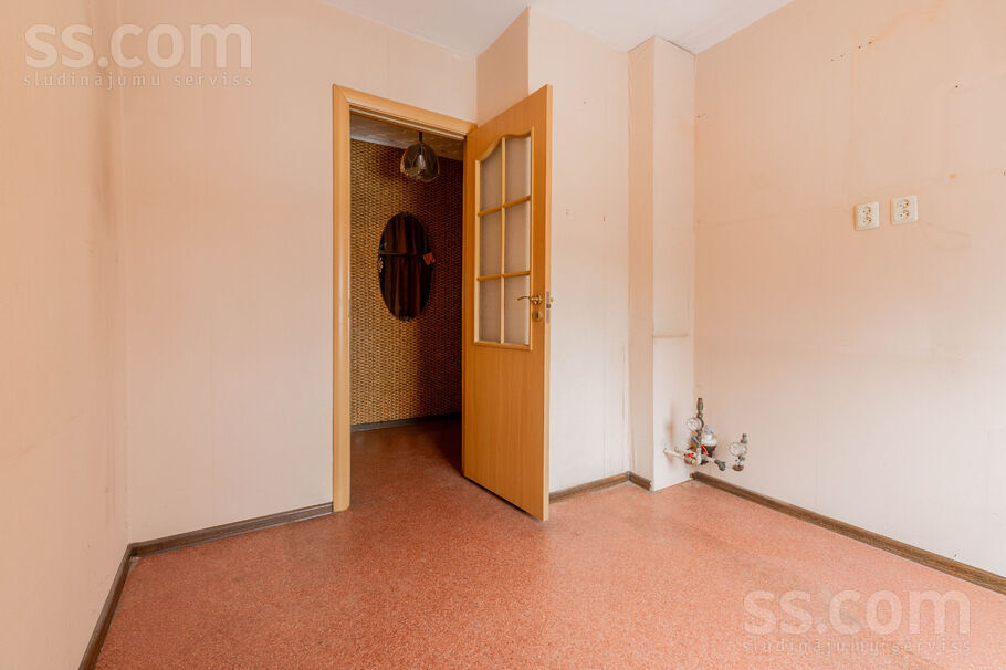 Traleru 19, Rīga — dzivoklis