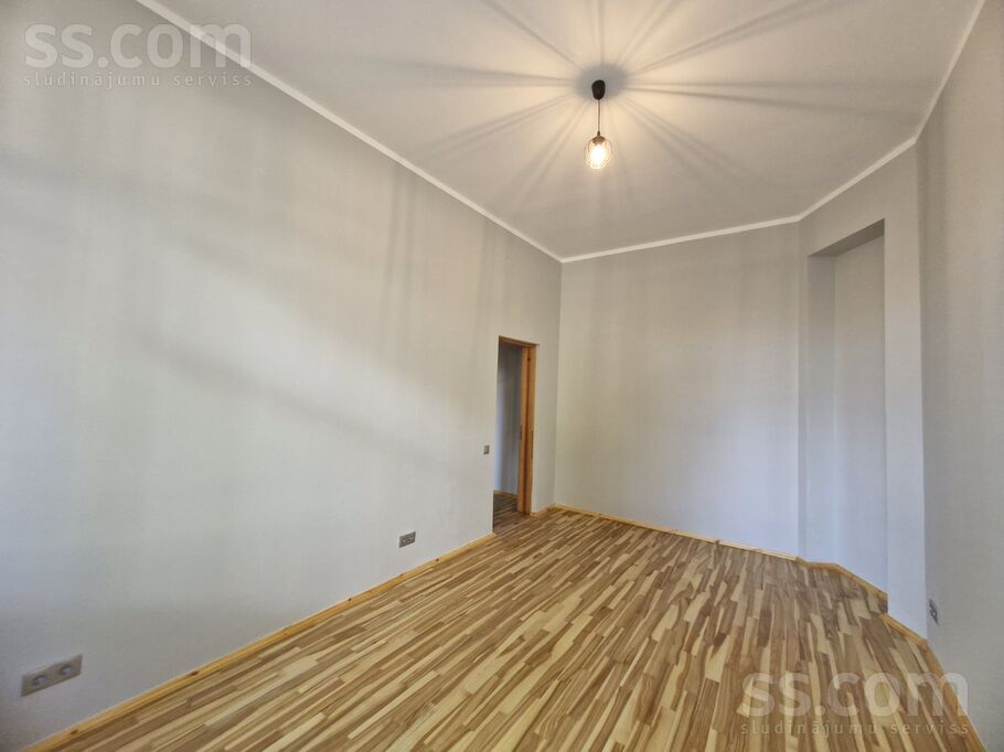 Ganu 6, Rīga — birojs