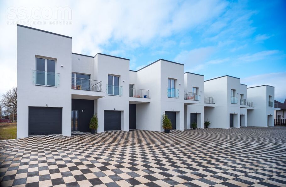 Rītausmas iela 1, Mārupe, Rīgas rajons, Mārupes pag. — dzivoklis