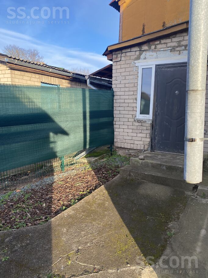 Skaidu iela 8, Daugavpils un raj., Daugavpils — maja