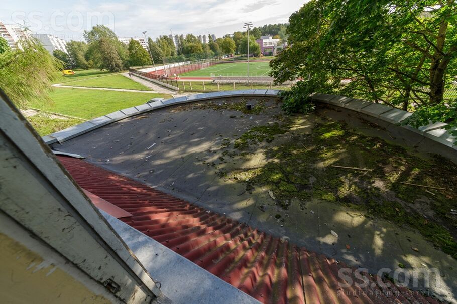 Eizenšteina 57/1, Rīga — maja