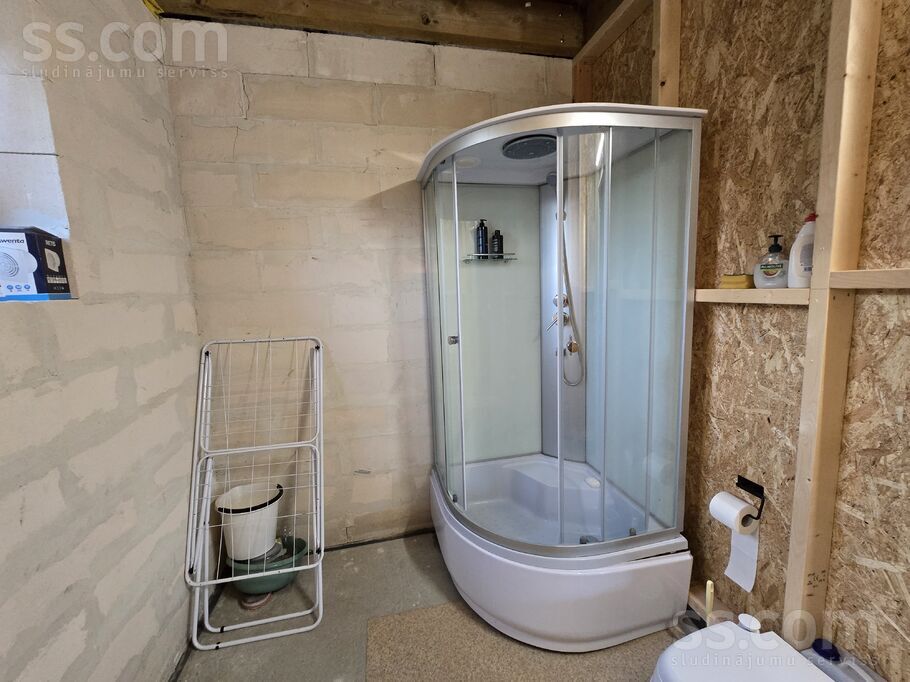 Anniņas 9, Mežezeri, Rīgas rajons, Salaspils l. t. — maja