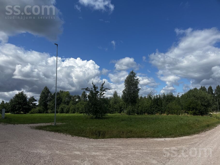 Ziemeļu 11, Jelgava un raj., Jelgava — zeme