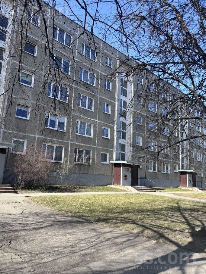 Lokomotīves 64, Rīga — dzivoklis