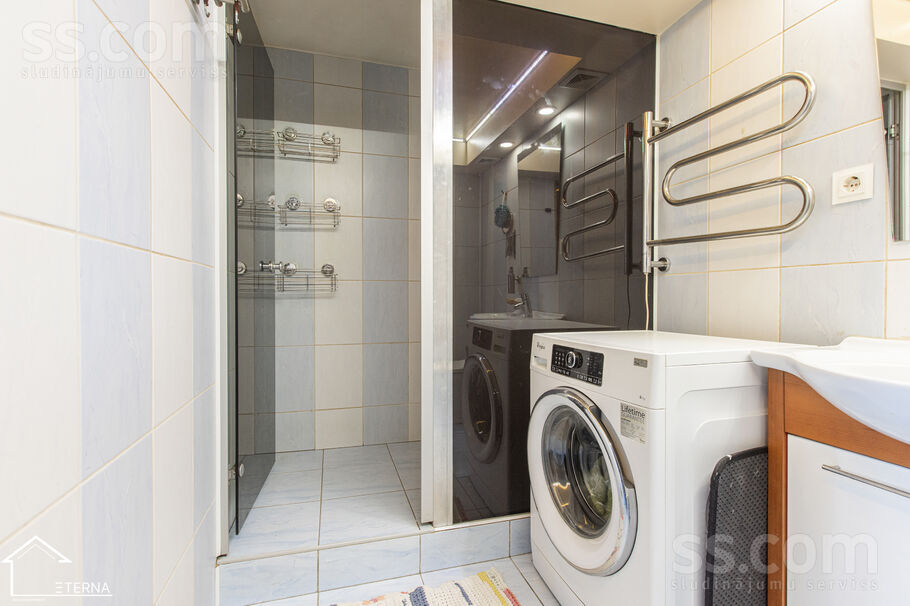 Latgales 191a, Rīga — birojs