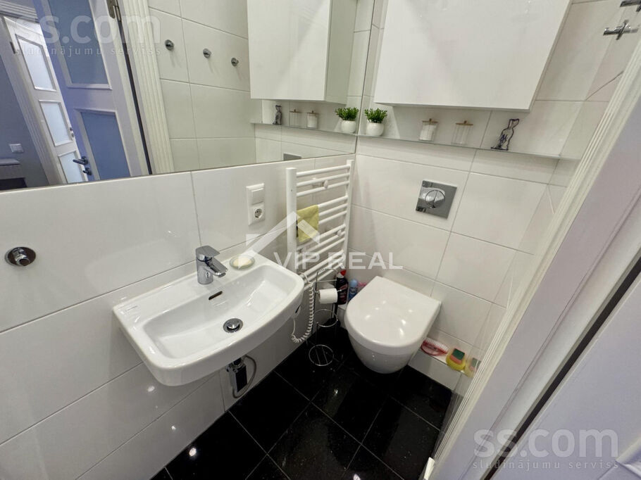 Dzintaru prospekts 13, Jūrmala — dzivoklis