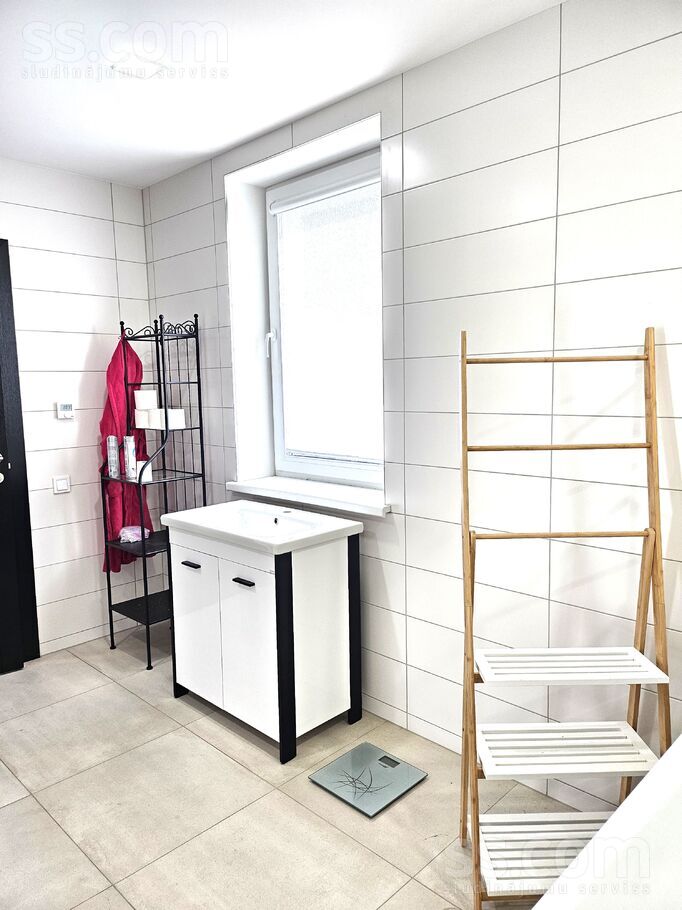 Audriņu iela 10, Pārolaine, Rīgas rajons, Olaines pag. — maja