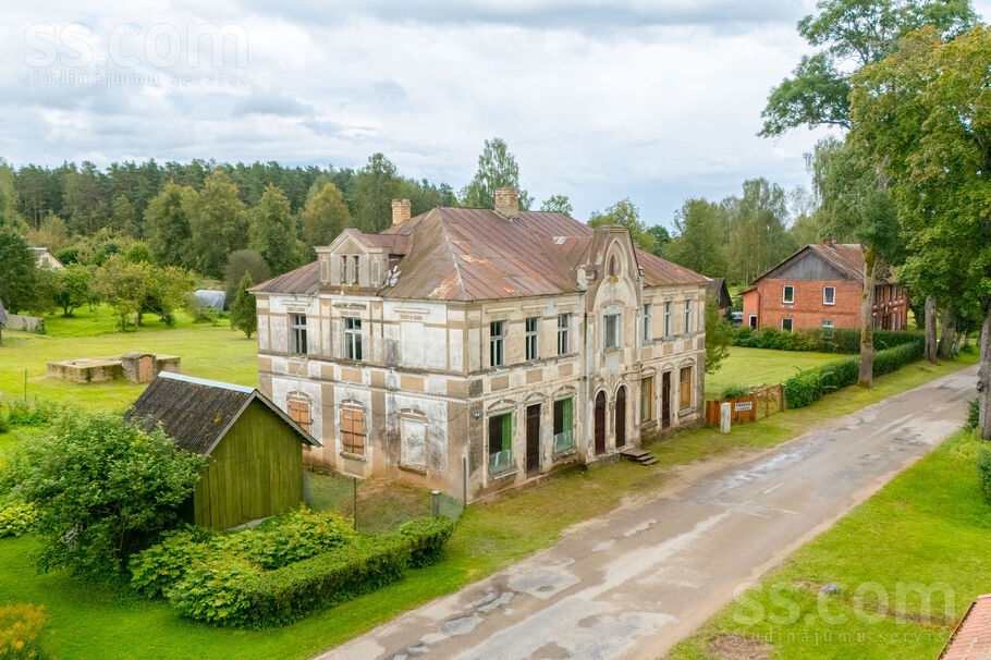 Brīvības iela 32, Stāmeriena, Gulbene un raj., Stāmerienas pag. — maja