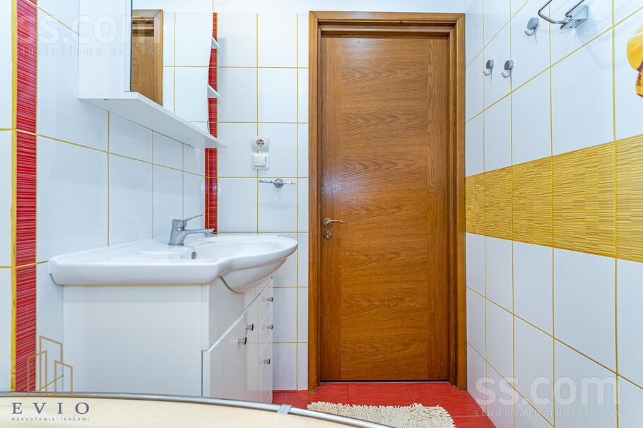 Saules 11, Brankas, Jelgava un raj., Cenu pag. — dzivoklis