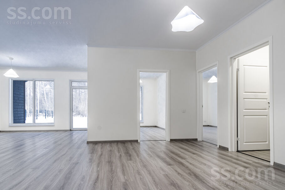 Elizabetes 24, Spilve, Rīgas rajons, Babītes pag. — maja