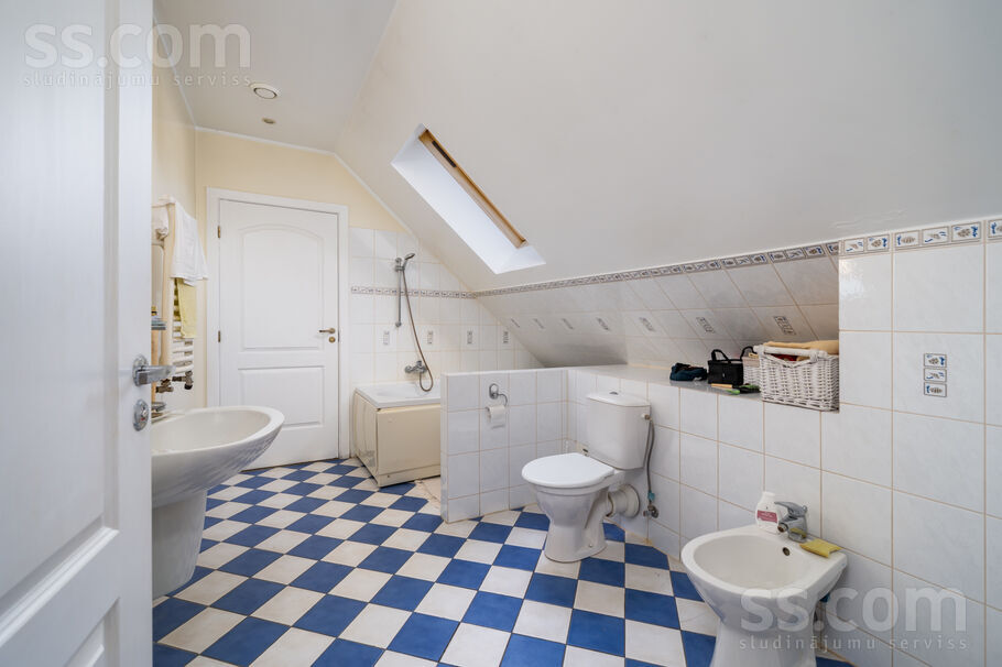 Meža prospekts 61, Jūrmala — maja