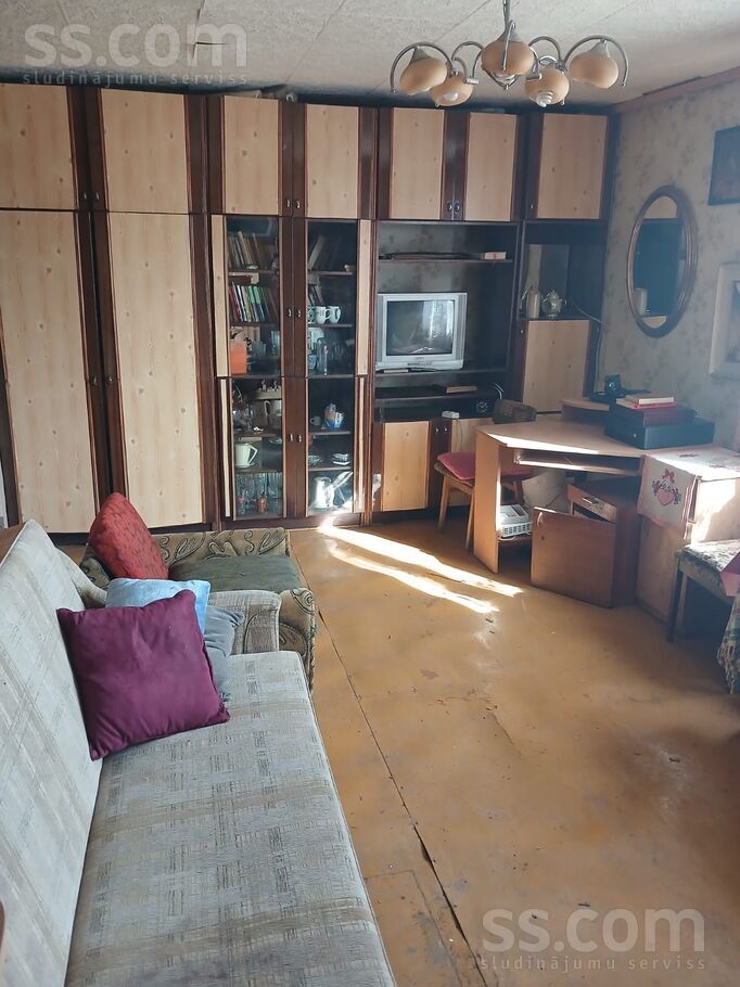 Ozoli 1, Ozoli, Aizkraukle un raj., Bebru pag. — dzivoklis