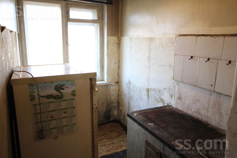 Aptiekas 40, Daugavpils un raj., Daugavpils — dzivoklis