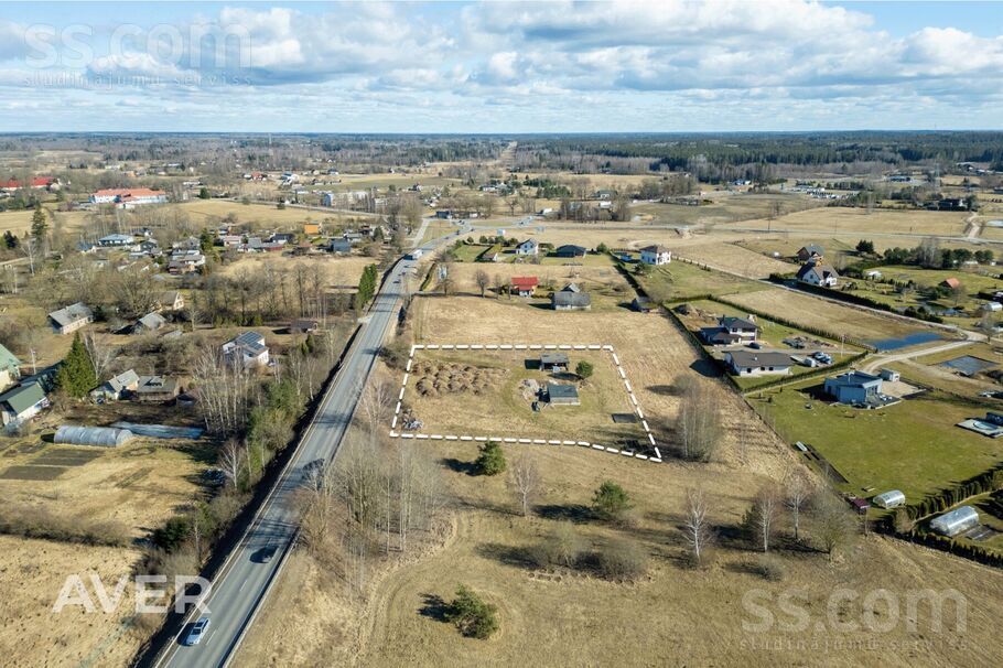 Lejasvētras 1, Ogre un raj., Ikšķiles l. t. — zeme