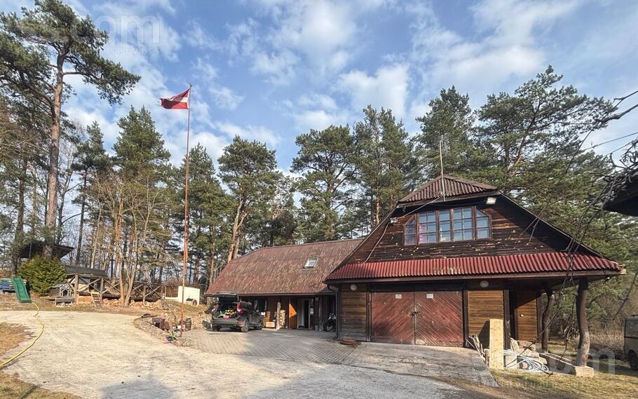 Vētras 1, Klapkalnciems, Tukums un raj., Engures pag. — maja