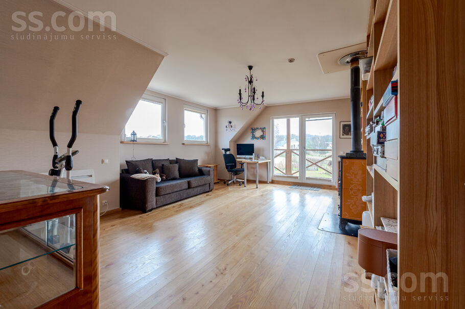 Saules iela, Klapkalnciems, Tukums un raj., Engures pag. — maja