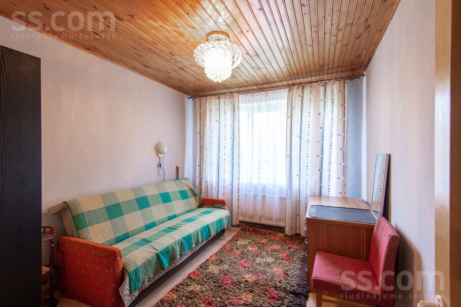 Celtnieku 24, Zvejniekciems, Rīgas rajons, Saulkrastu l. t. — maja