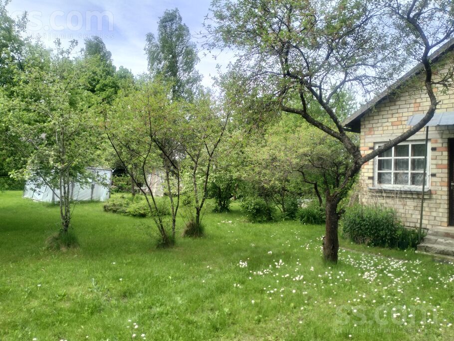 Apoga iela 8, Jelgava un raj., Jelgava — maja