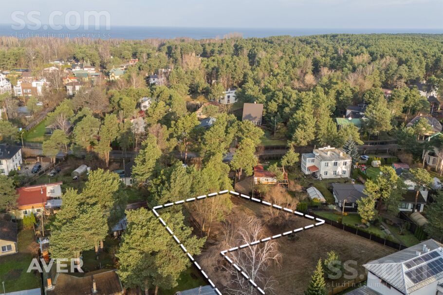 Āmu 1, Rīga — zeme