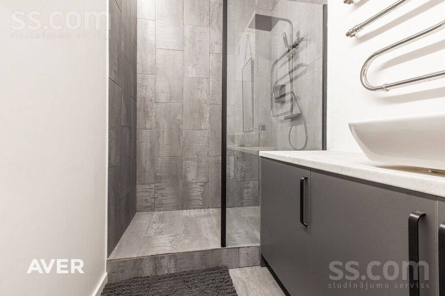 Lāčplēša 52, Rīga — dzivoklis