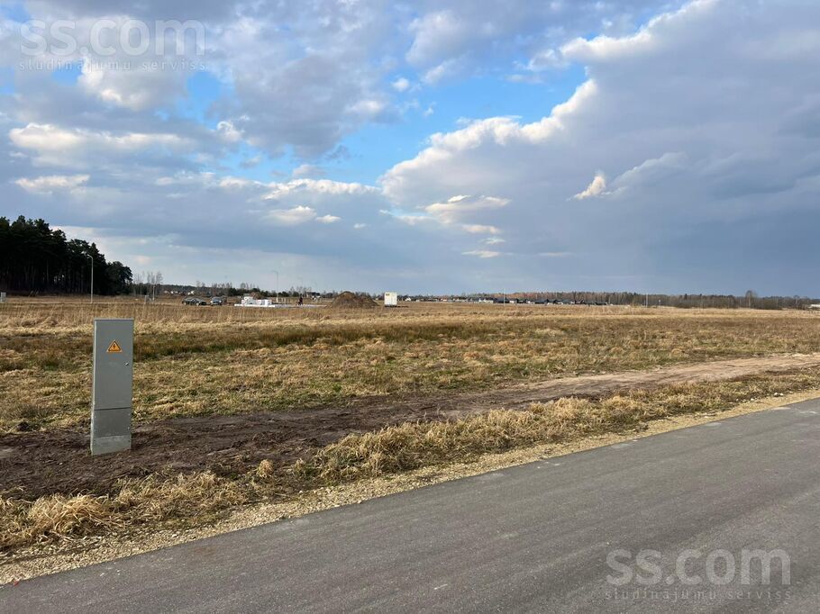 Siliņu iela 16a, Lubauši, Rīgas rajons, Olaines pag. — zeme