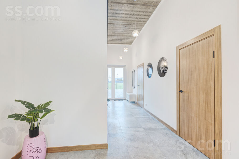 Rītausmas iela 1, Mārupe, Rīgas rajons, Mārupes pag. — maja